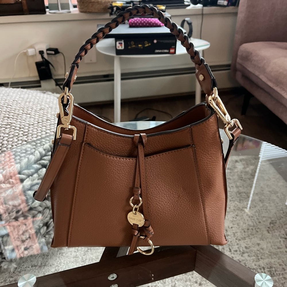 Calvin Klein Elegant Shelly Novelty Crossbody Camel Leather Handbag